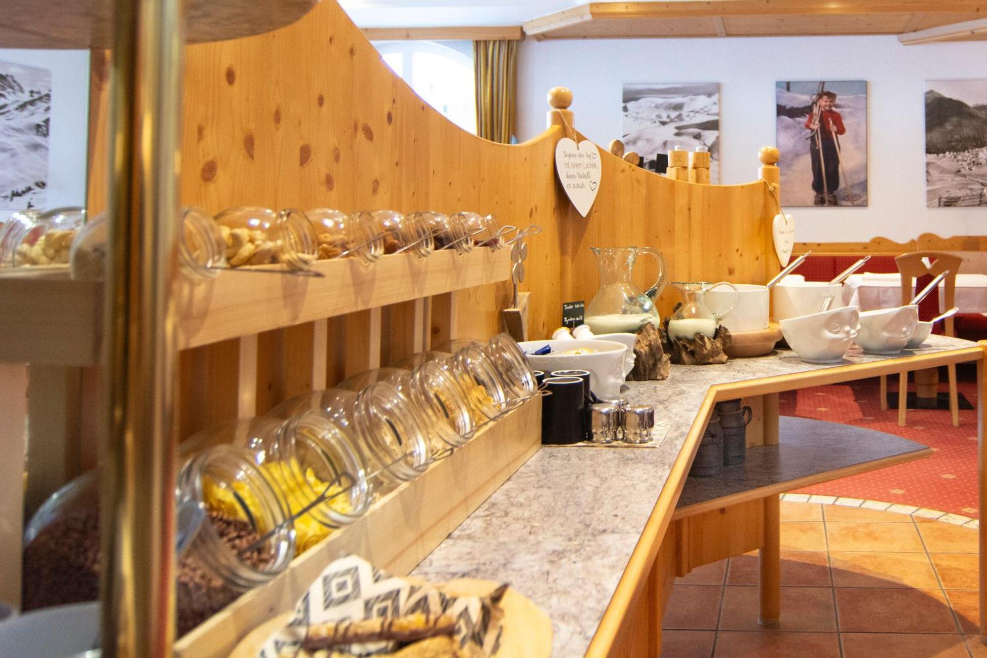 Hotel Garni Alpenhof Ισγκλ Εξωτερικό φωτογραφία